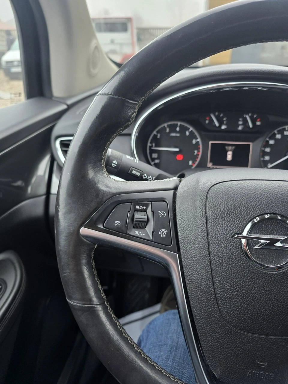 Opel Mokka - Zdjęcie 30