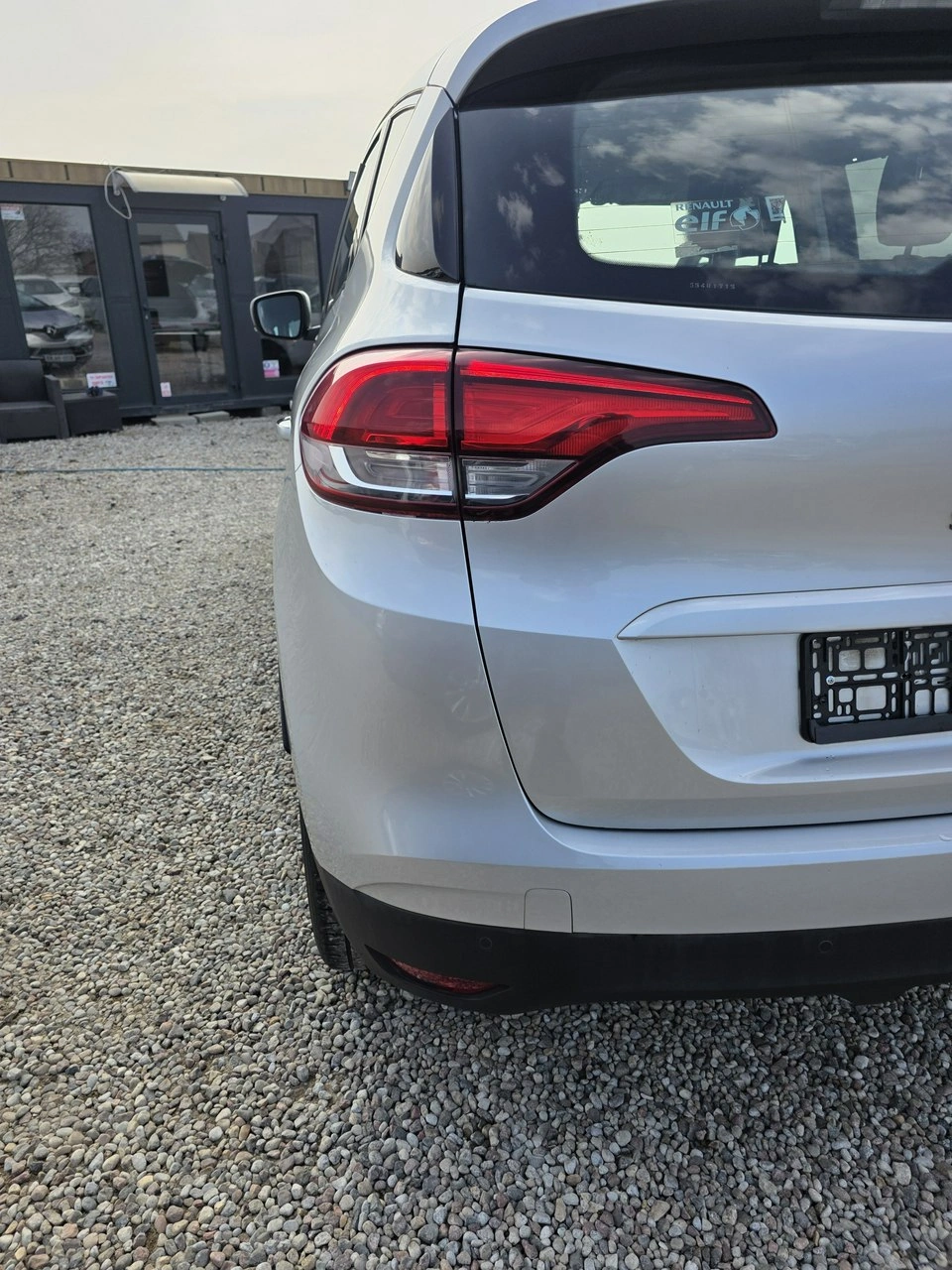 Renault Scenic - Zdjęcie 21