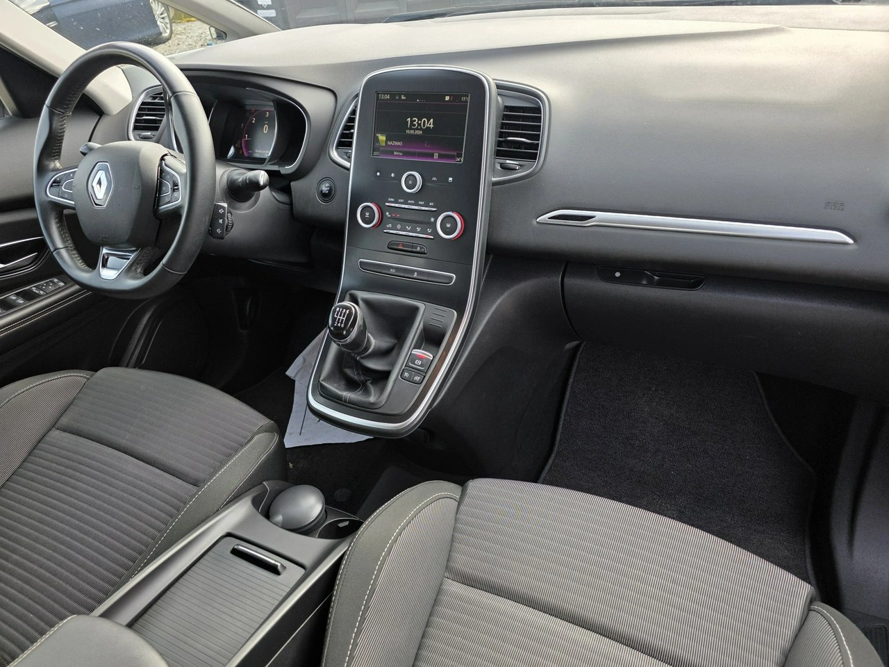 Renault Scenic - Zdjęcie 22