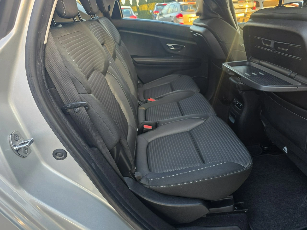 Renault Scenic - Zdjęcie 25