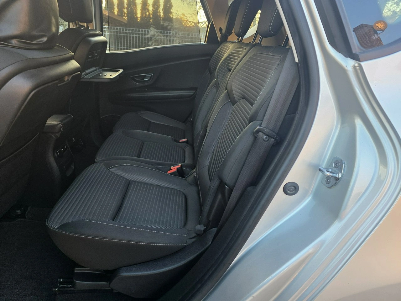 Renault Scenic - Zdjęcie 26