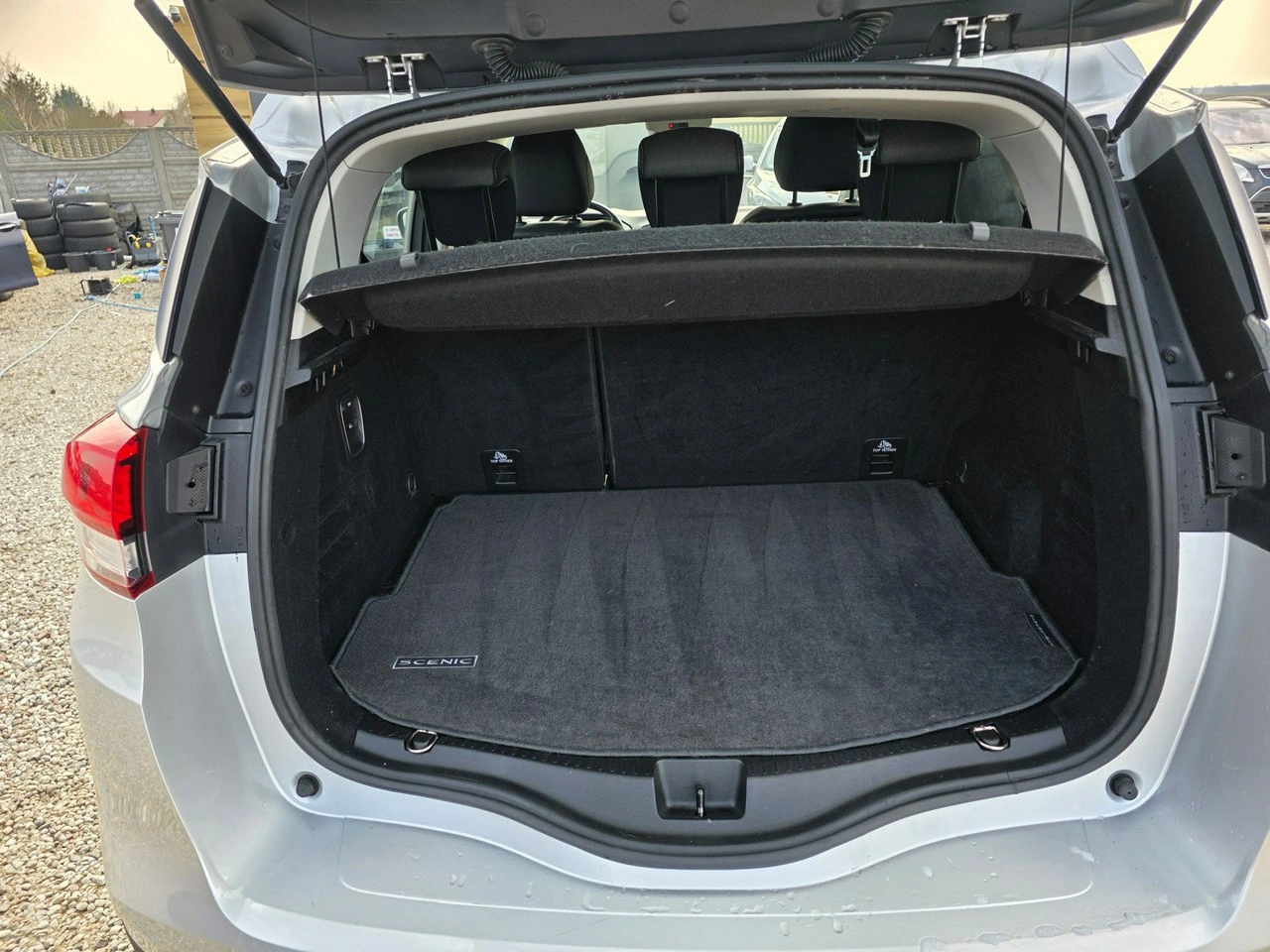 Renault Scenic - Zdjęcie 27