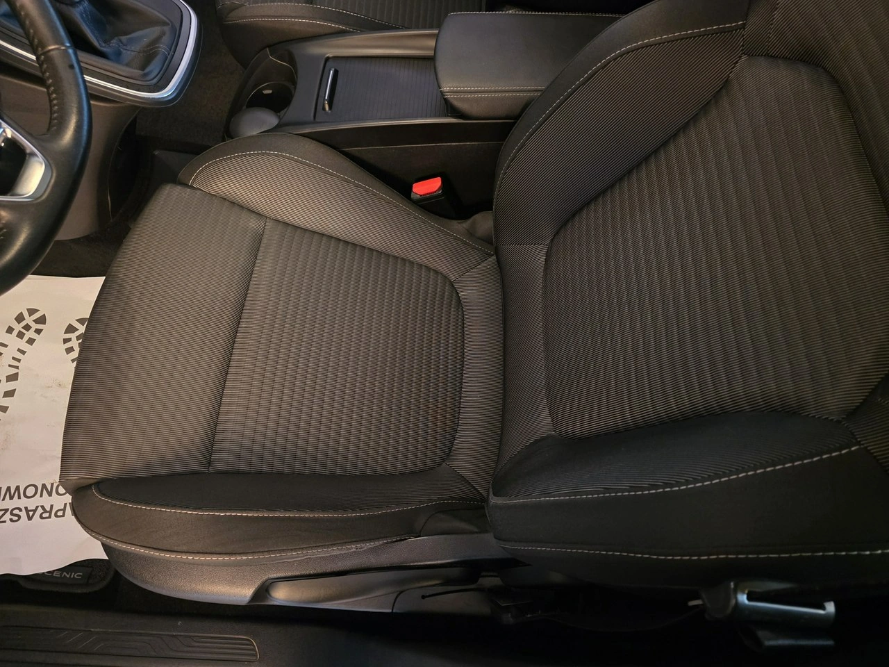 Renault Scenic - Zdjęcie 31