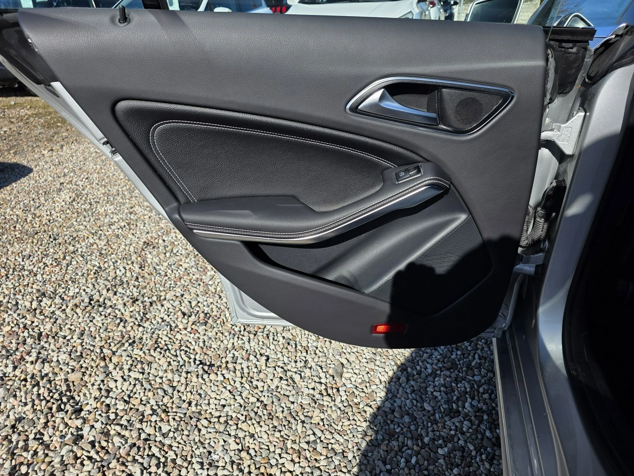 Mercedes CLA 180 - Zdjęcie 16