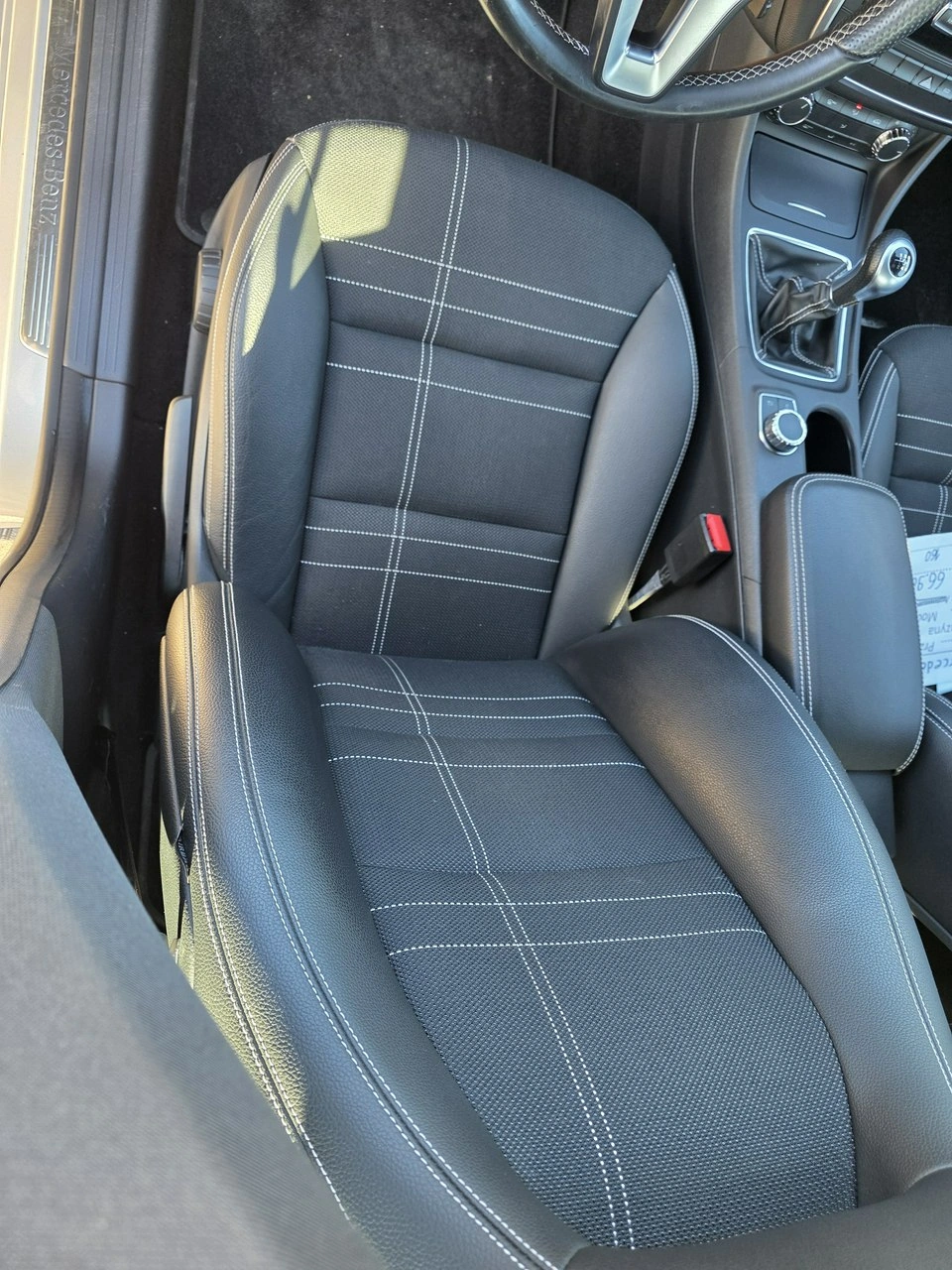 Mercedes CLA 180 - Zdjęcie 24