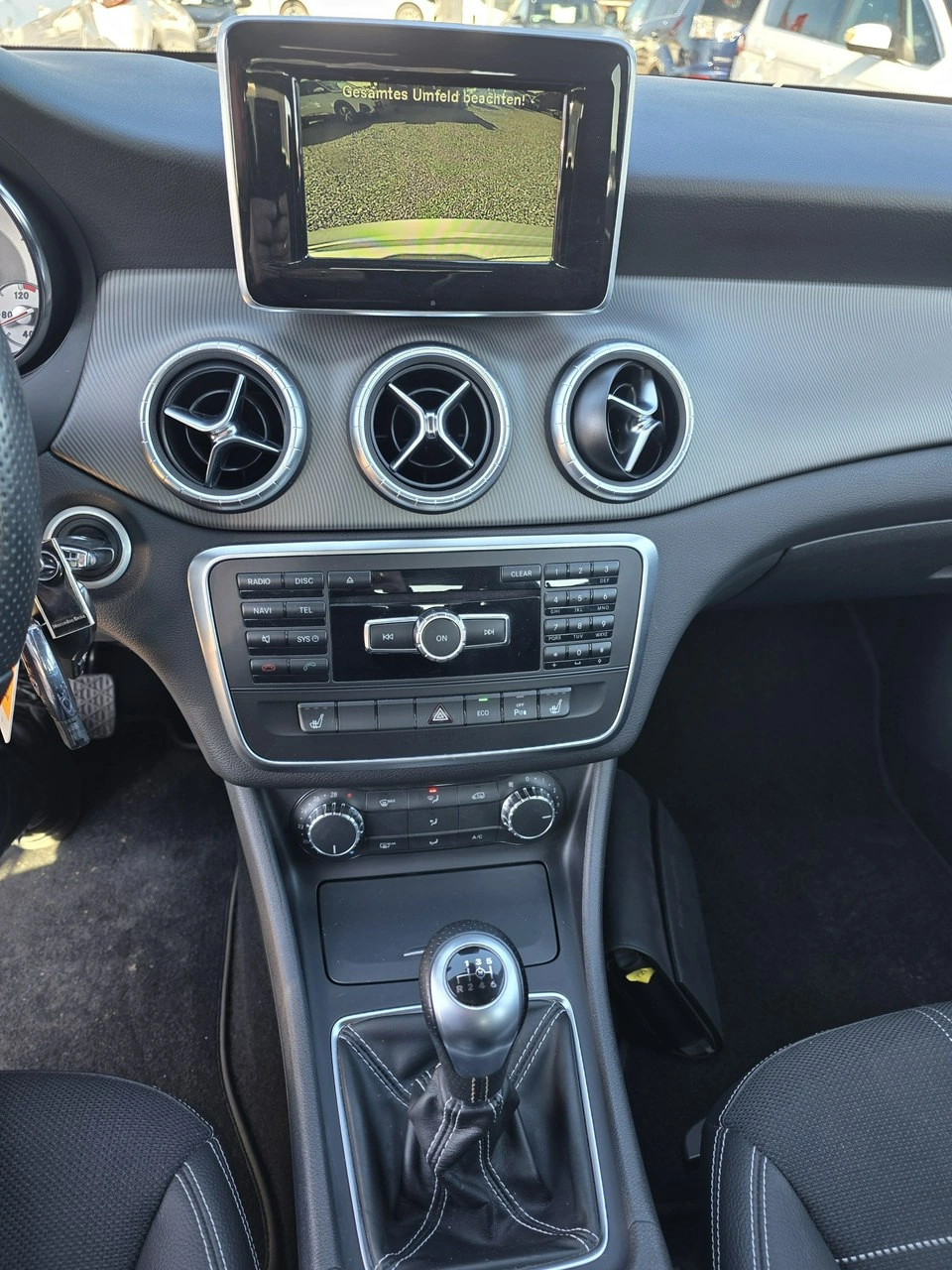 Mercedes CLA 180 - Zdjęcie 31