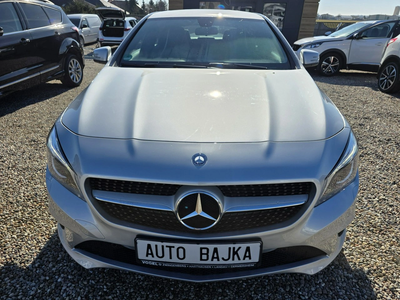 Mercedes CLA 180 - Zdjęcie 7