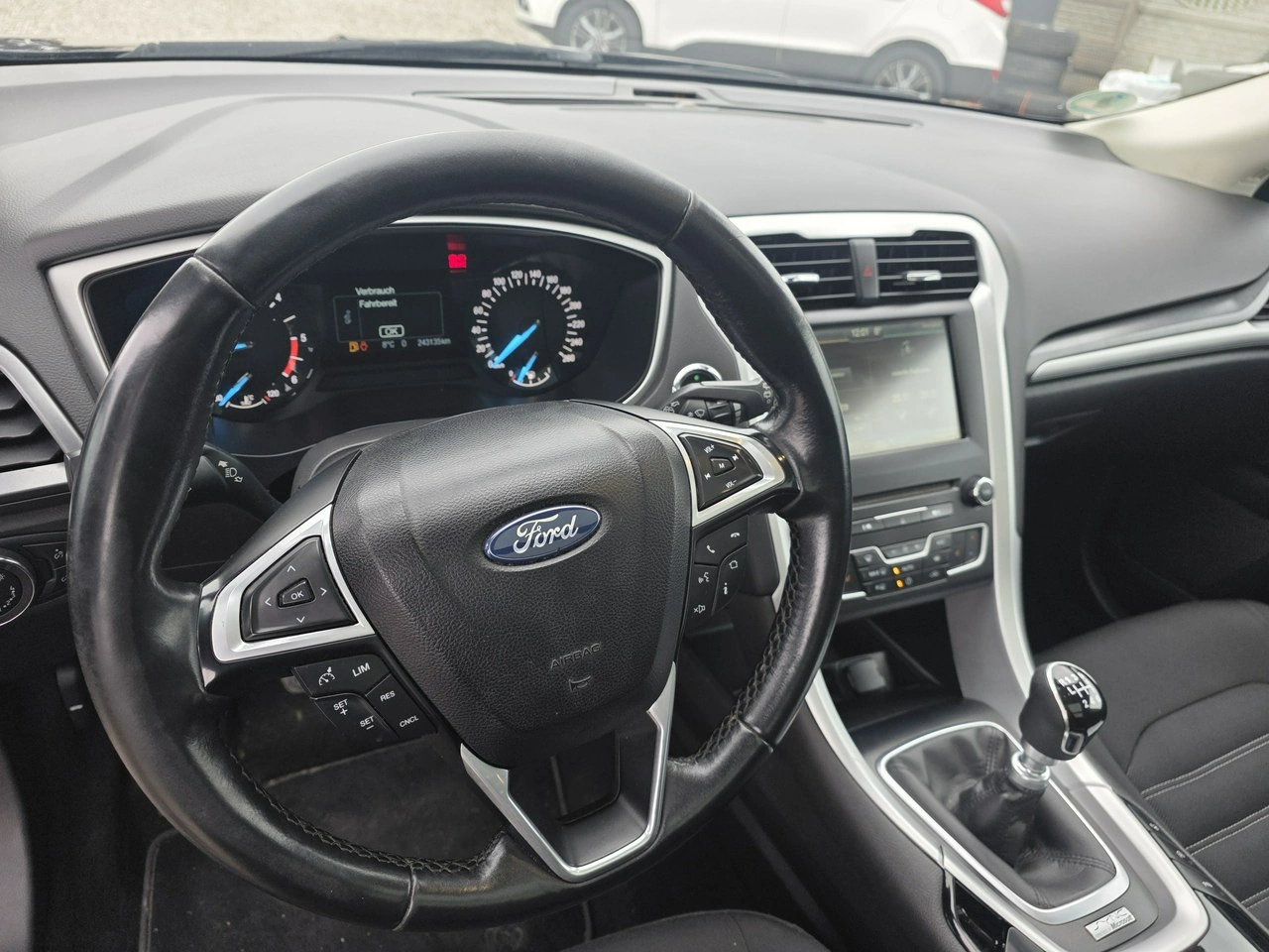 Ford Mondeo - Zdjęcie 10