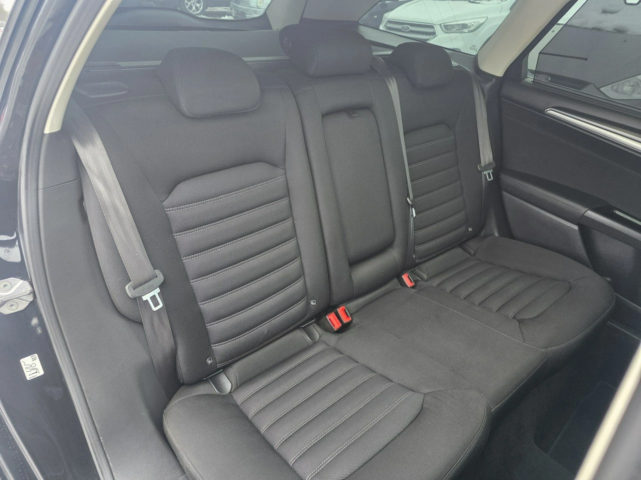 Ford Mondeo - Zdjęcie 16