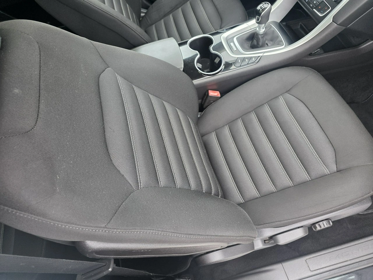 Ford Mondeo - Zdjęcie 18