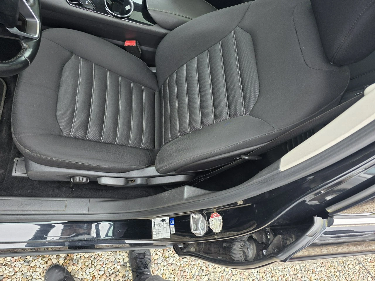 Ford Mondeo - Zdjęcie 25