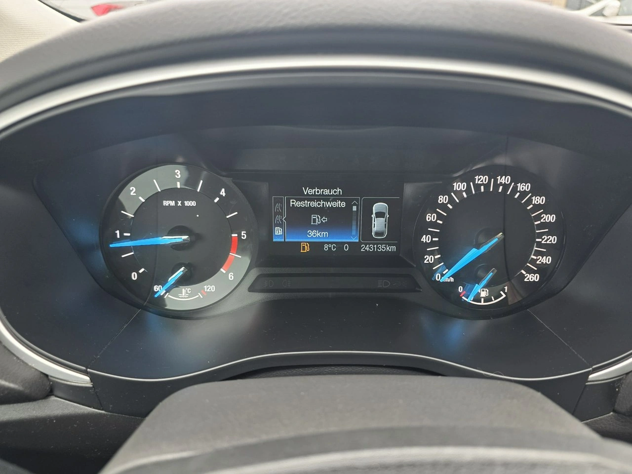 Ford Mondeo - Zdjęcie 27