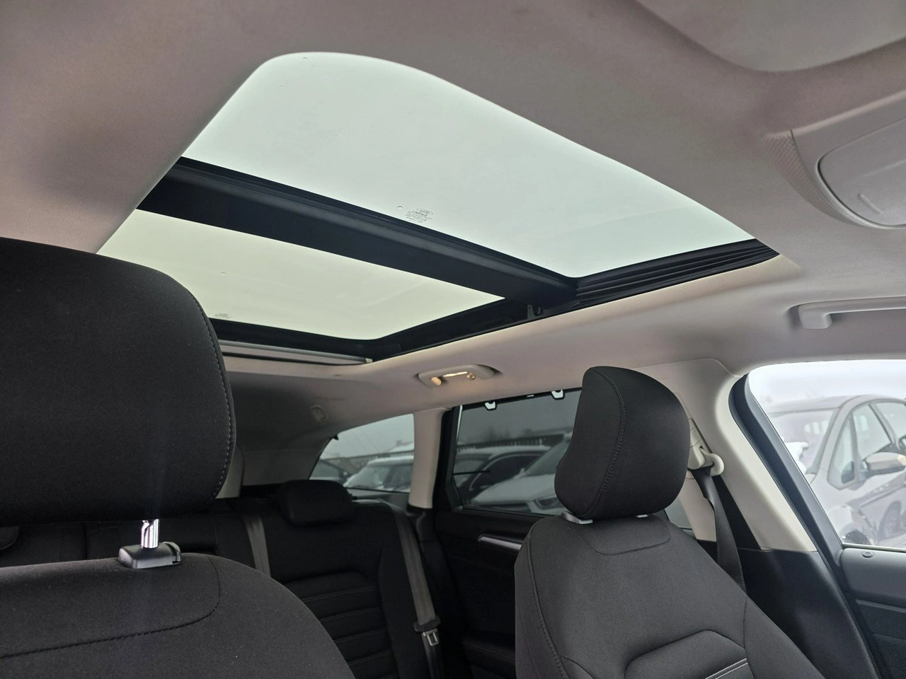 Ford Mondeo - Zdjęcie 2