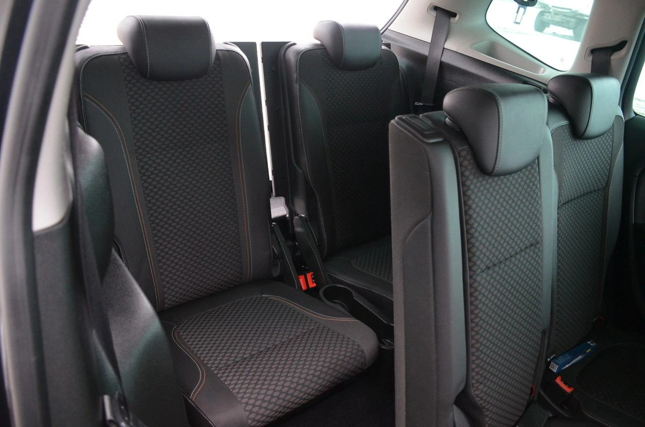 Opel Zafira - Zdjęcie 31