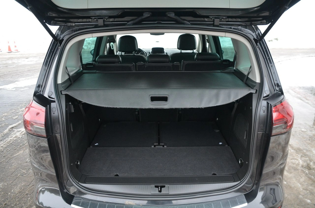 Opel Zafira - Zdjęcie 34