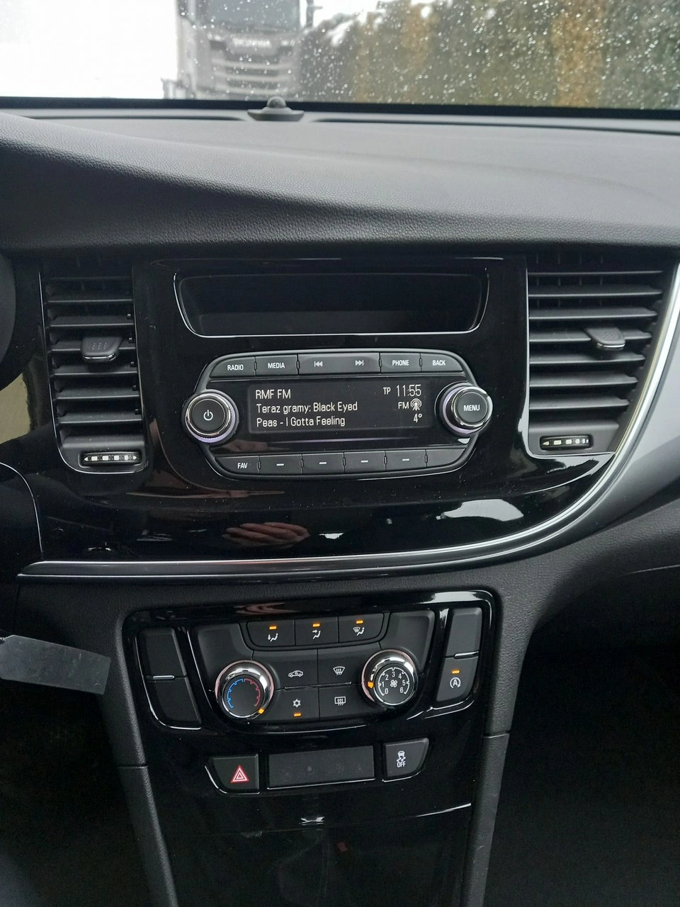 Opel Mokka X - Zdjęcie 30