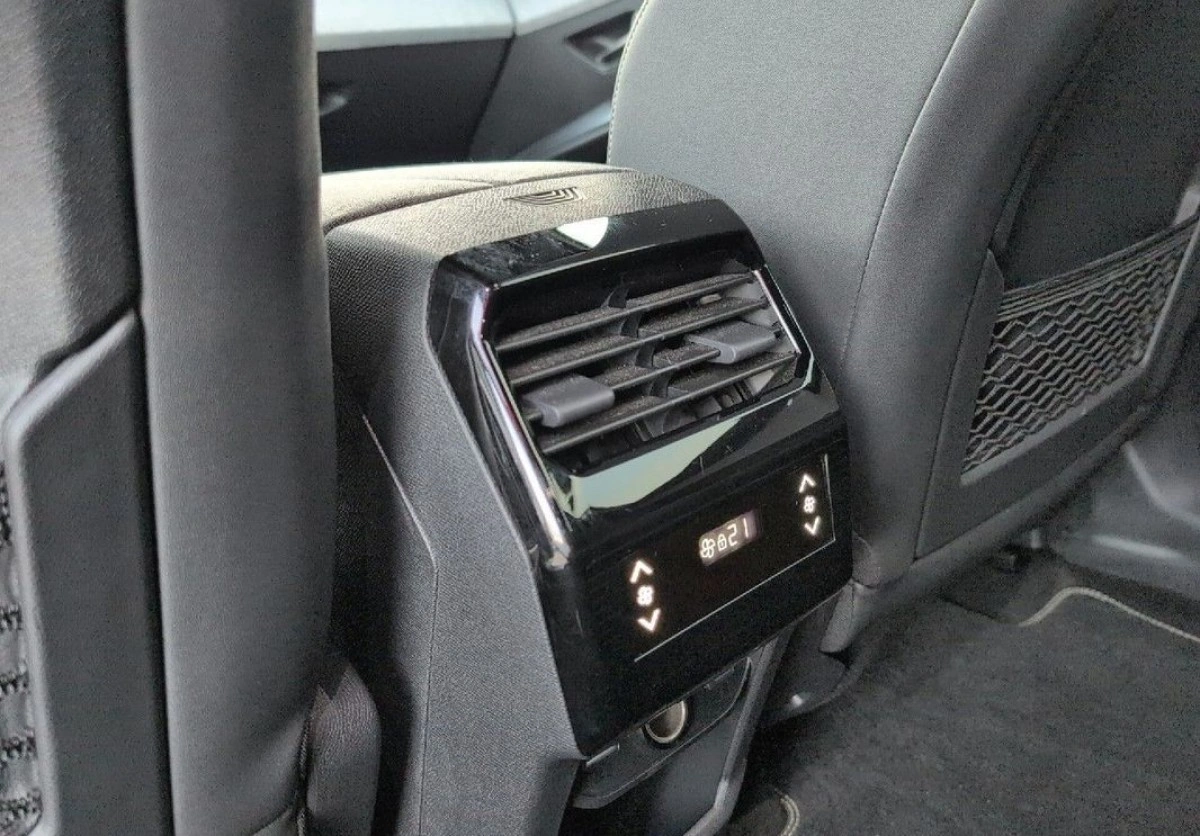 Peugeot 5008 - Zdjęcie 15