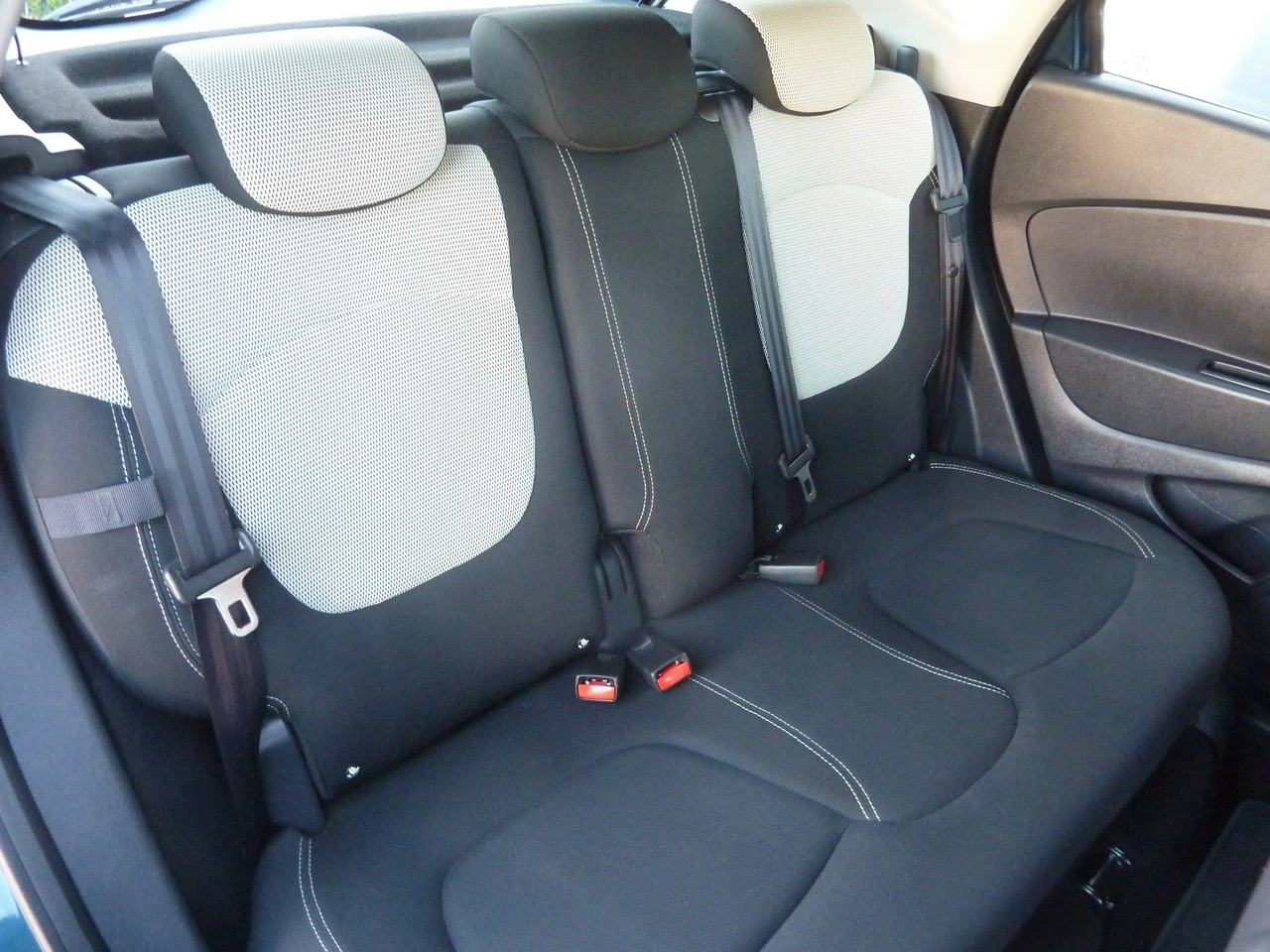 Renault Captur - Zdjęcie 17