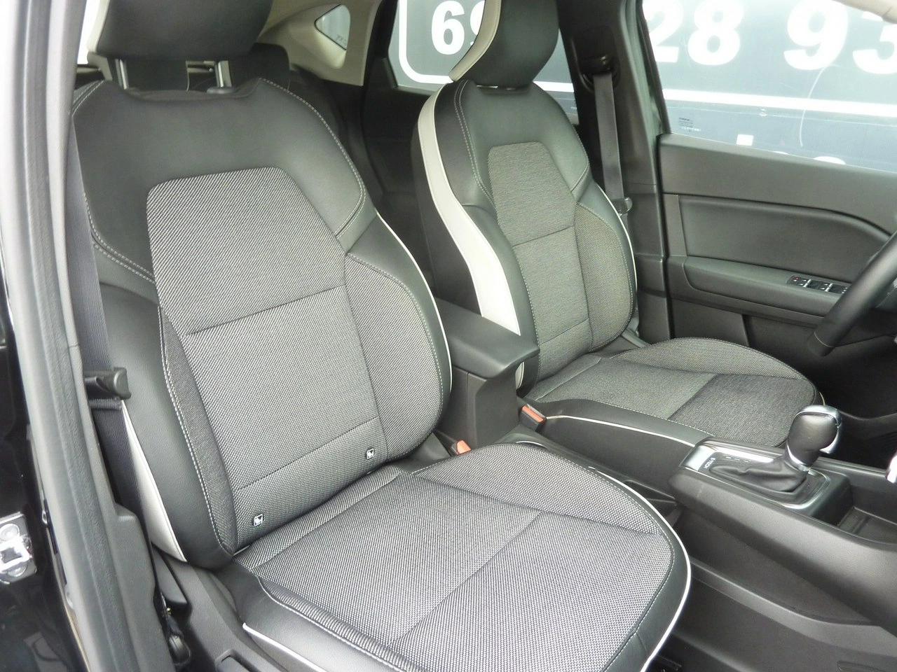 Renault Captur - Zdjęcie 14