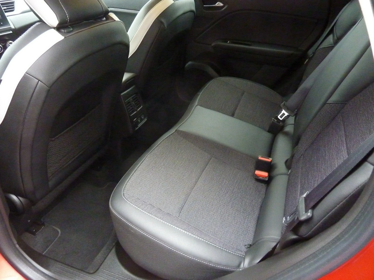 Renault Captur - Zdjęcie 11