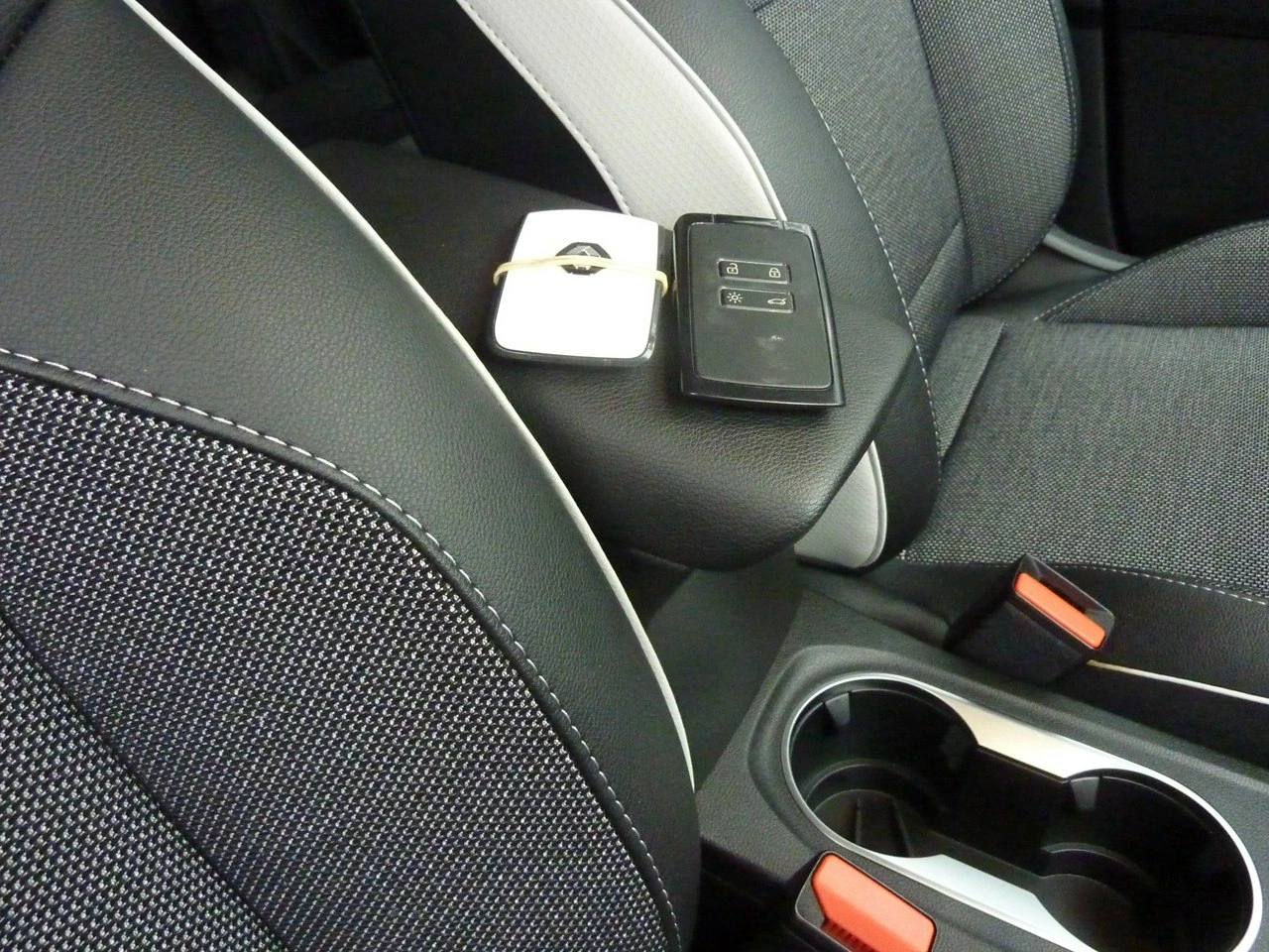 Renault Captur - Zdjęcie 16