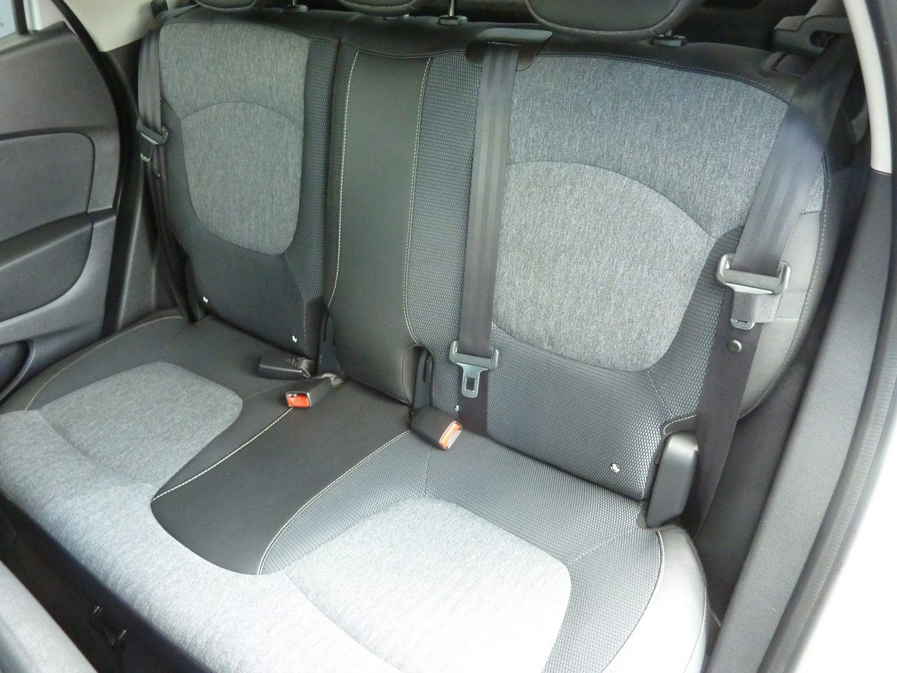 Renault Captur - Zdjęcie 12