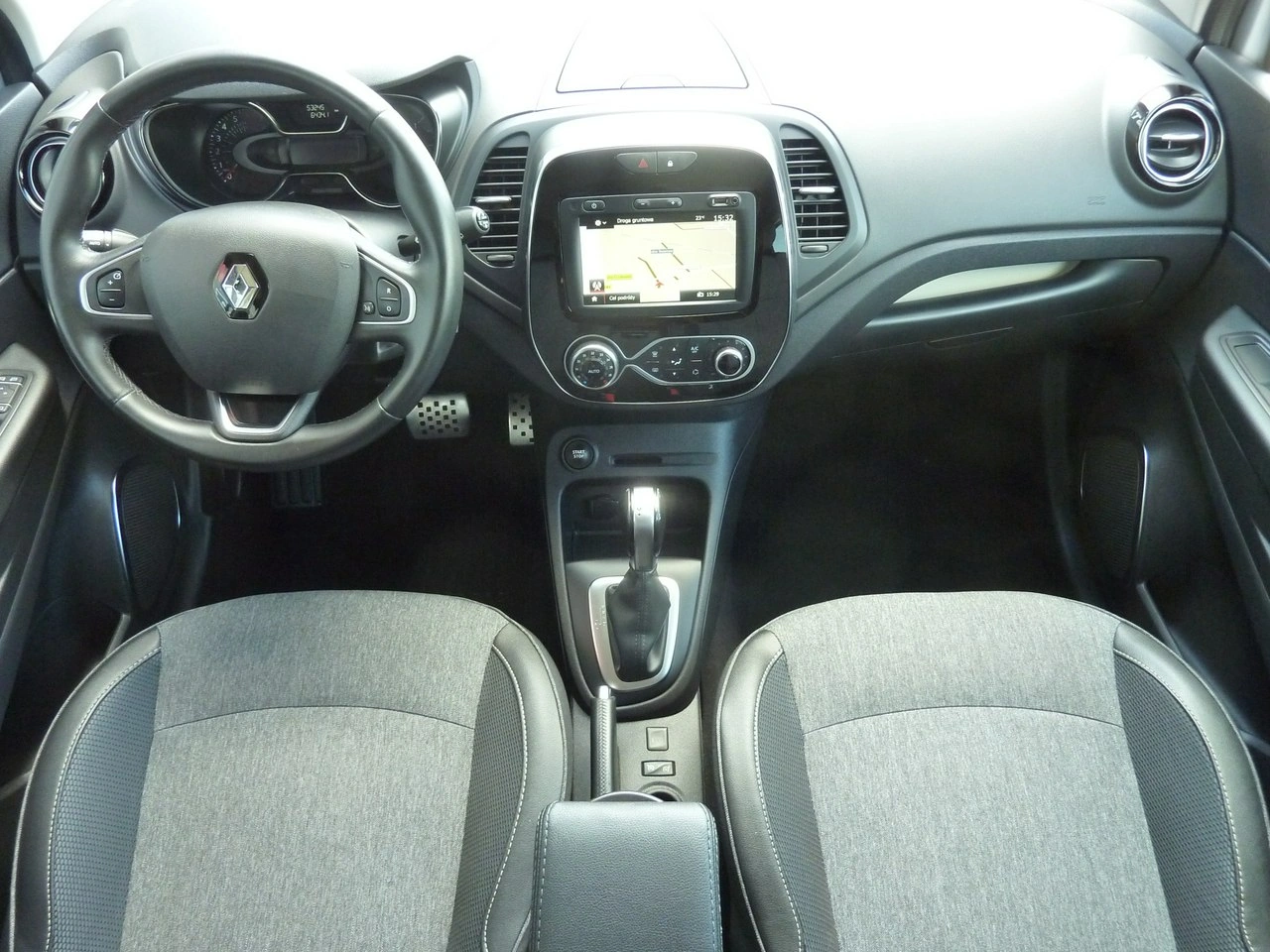 Renault Captur - Zdjęcie 16
