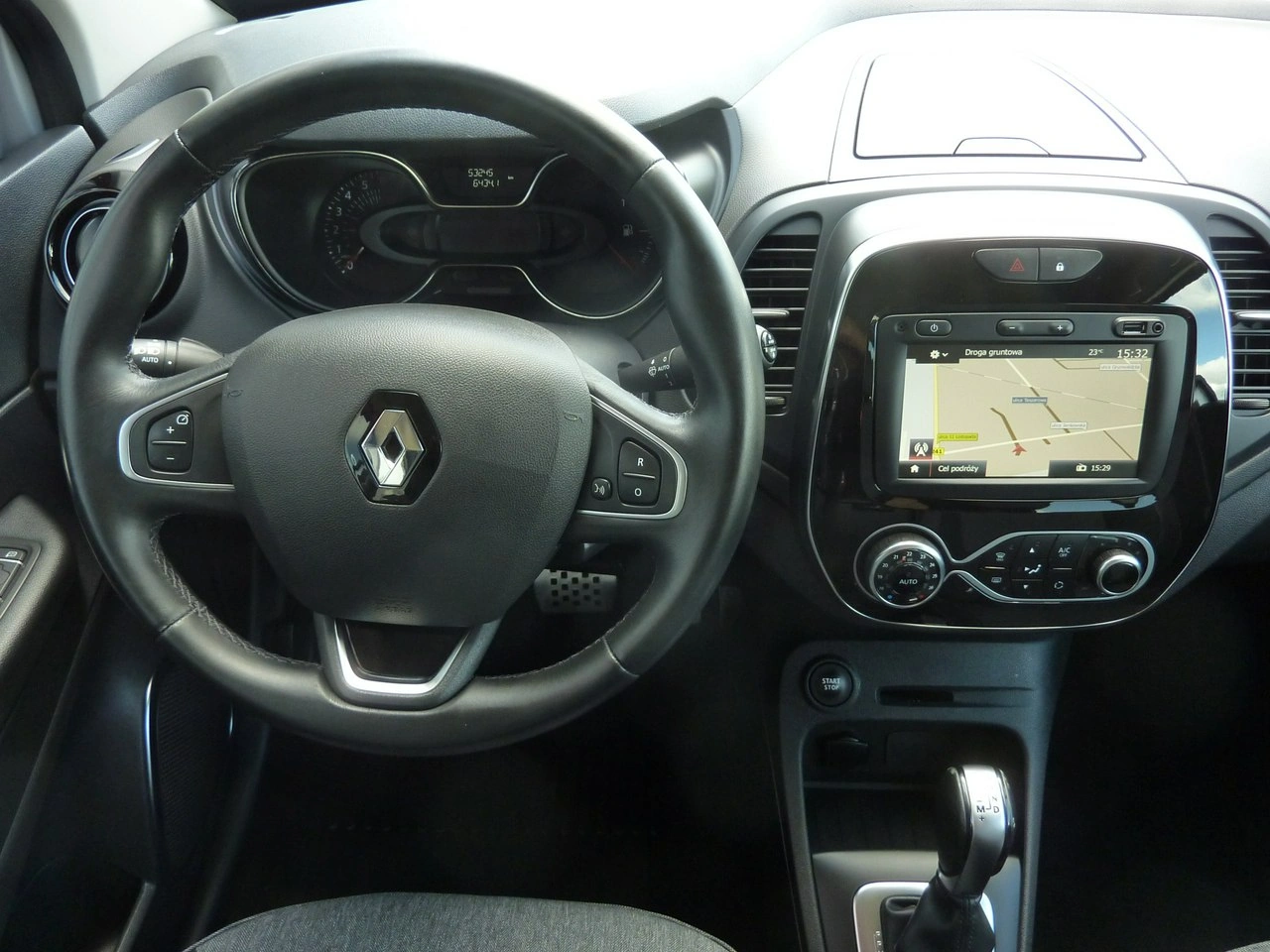 Renault Captur - Zdjęcie 17