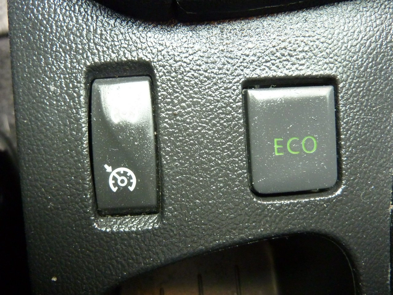 Renault Clio - Zdjęcie 25