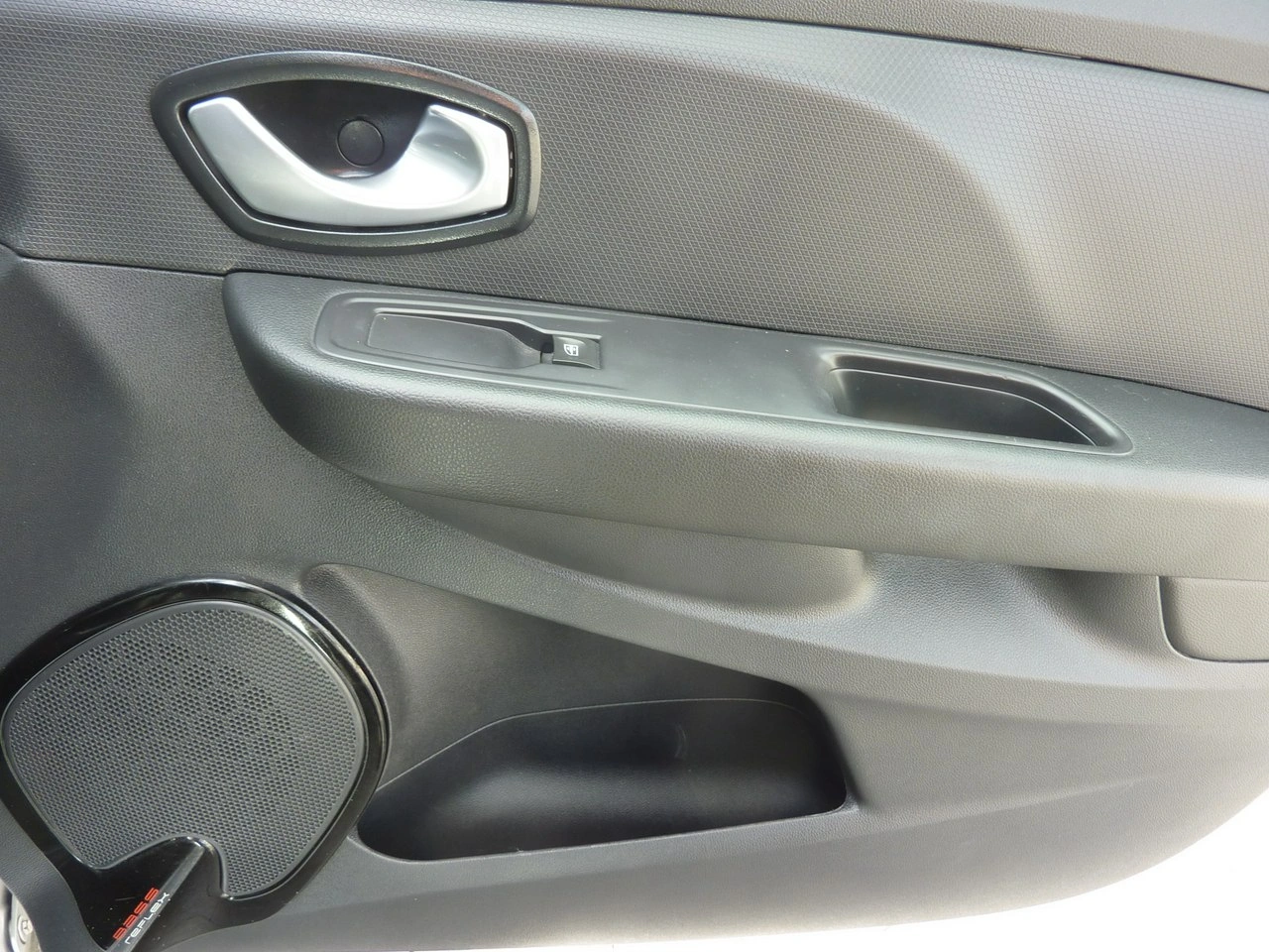 Renault Clio - Zdjęcie 29