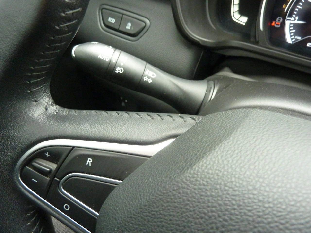 Renault Kadjar - Zdjęcie 30