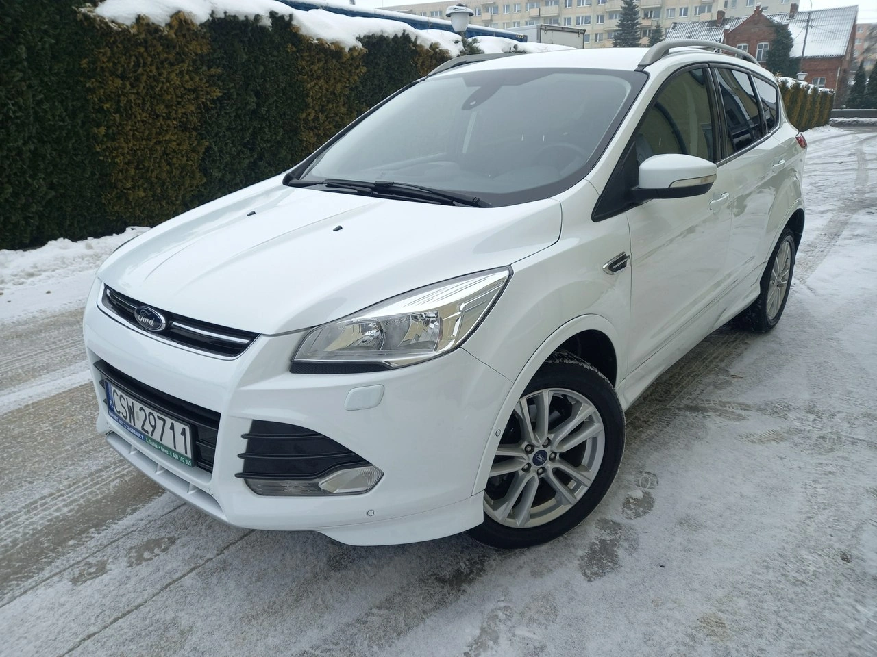 Ford Kuga - Zdjęcie 4