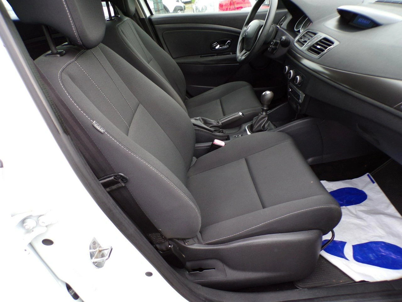 Renault Megane - Zdjęcie 25