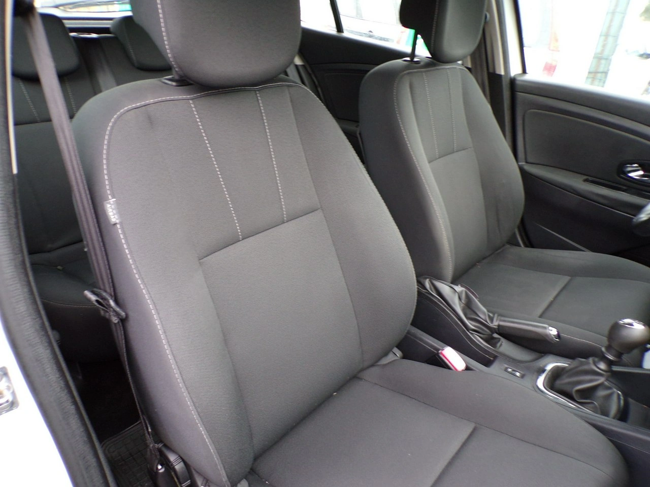 Renault Megane - Zdjęcie 21