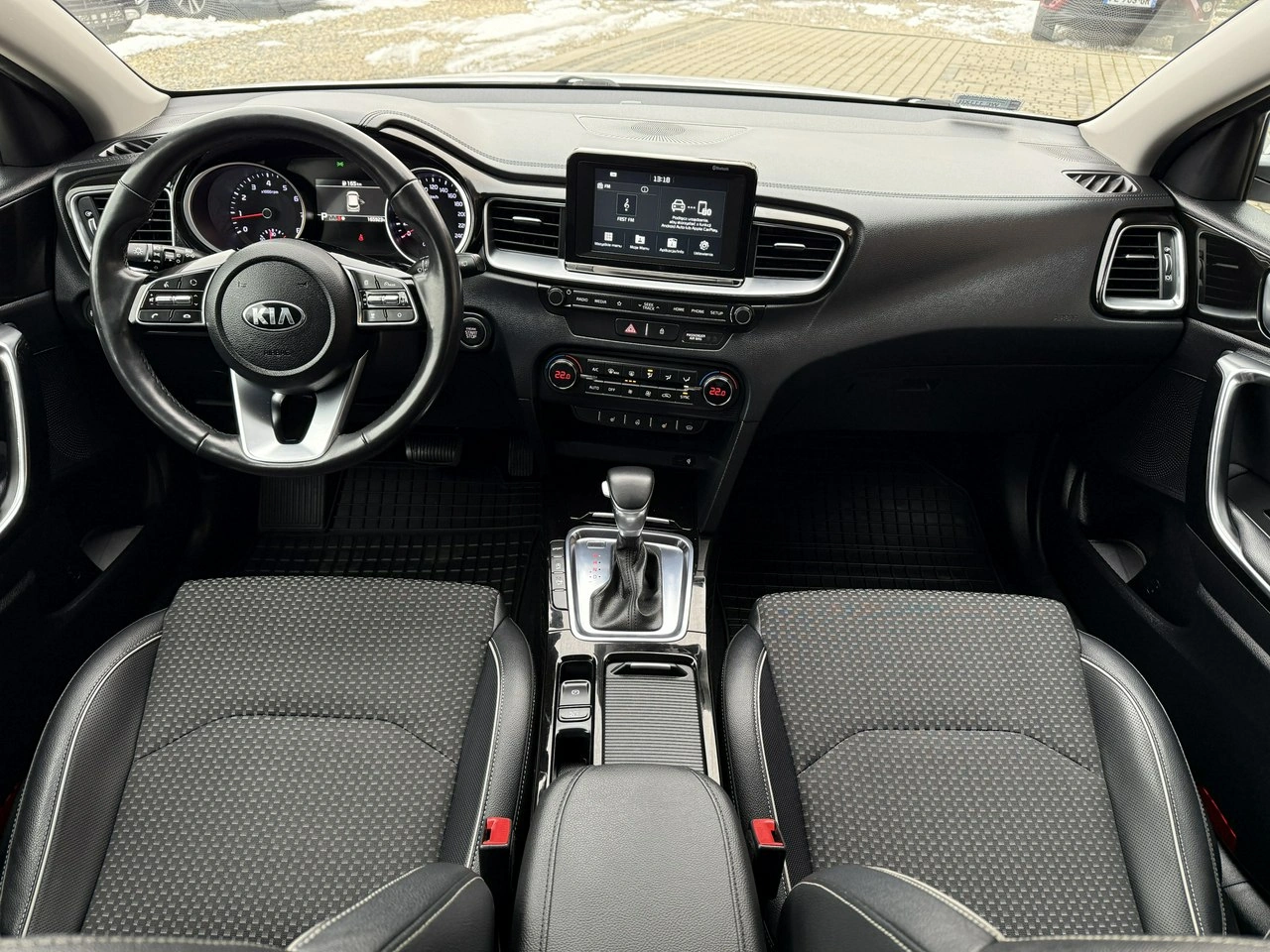 Kia Ceed - Zdjęcie 13