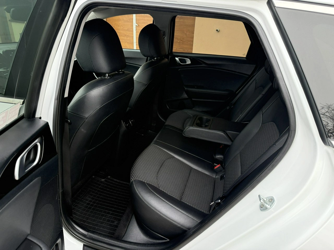 Kia Ceed - Zdjęcie 26