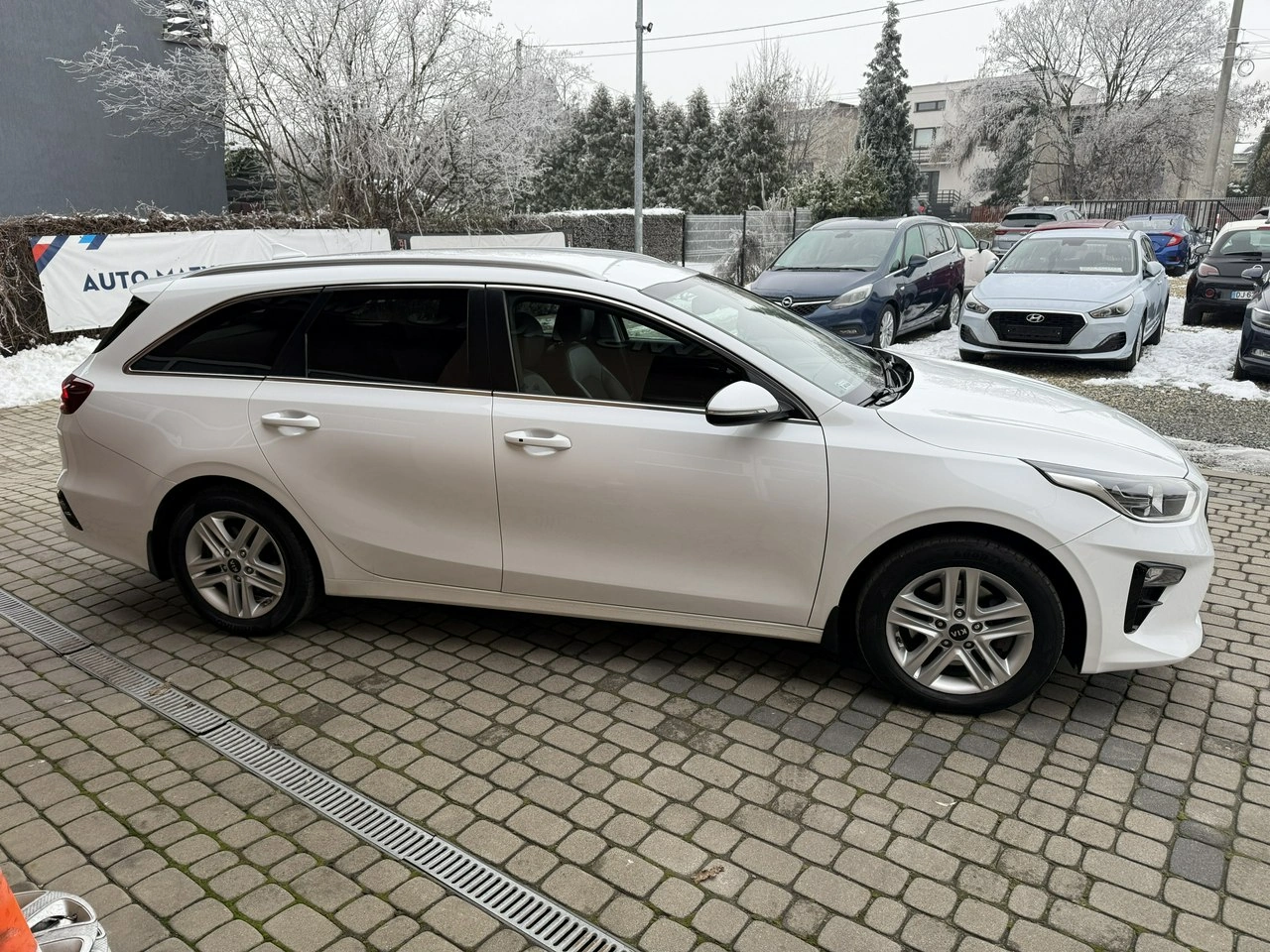 Kia Ceed - Zdjęcie 4