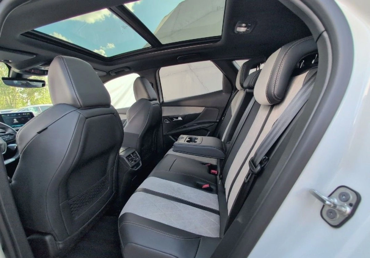 Peugeot 3008 - Zdjęcie 10