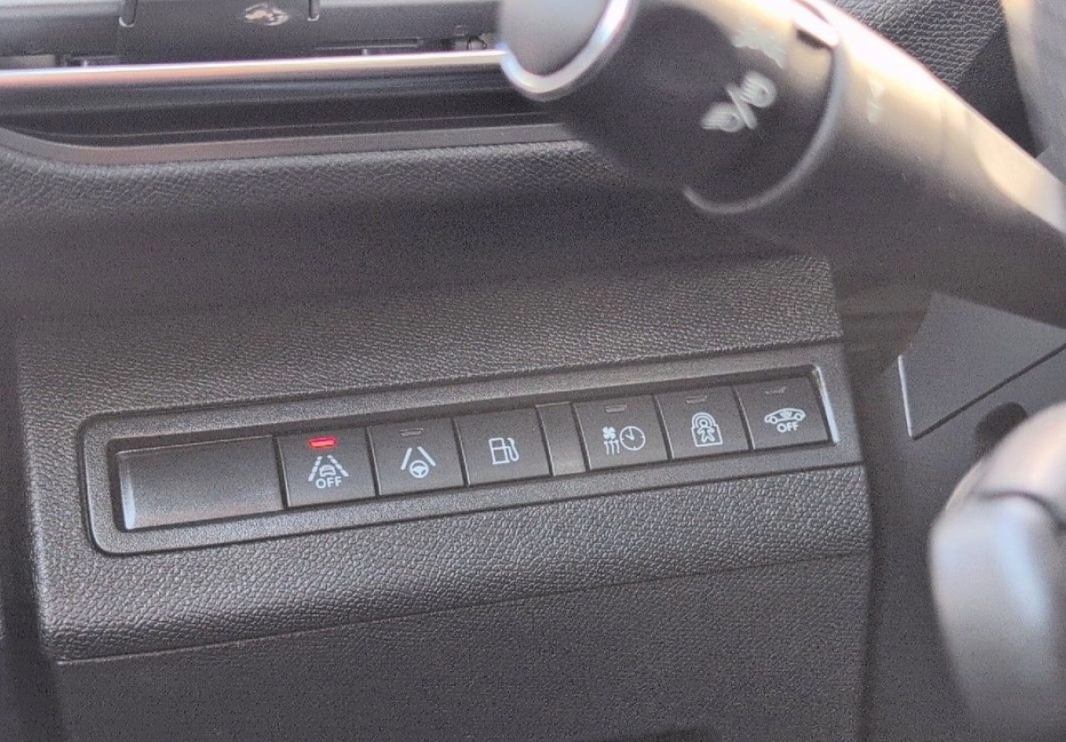 Peugeot 3008 - Zdjęcie 15