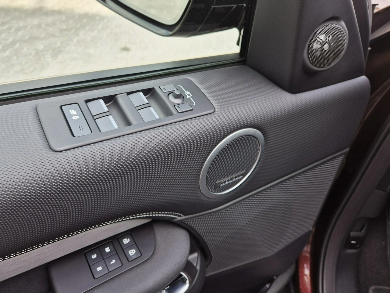 Land Rover Discovery - Zdjęcie 17