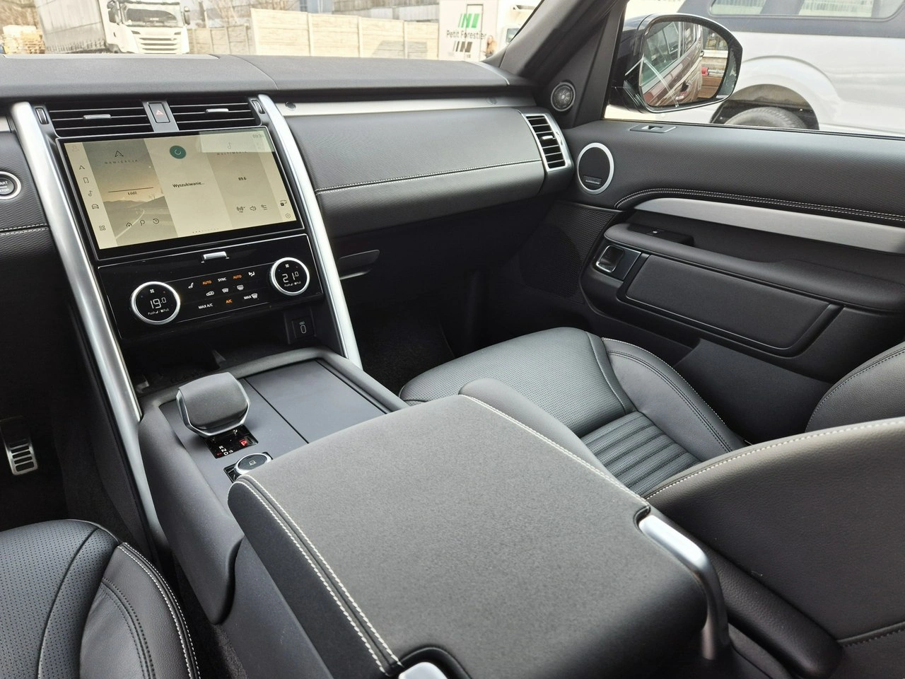 Land Rover Discovery - Zdjęcie 29