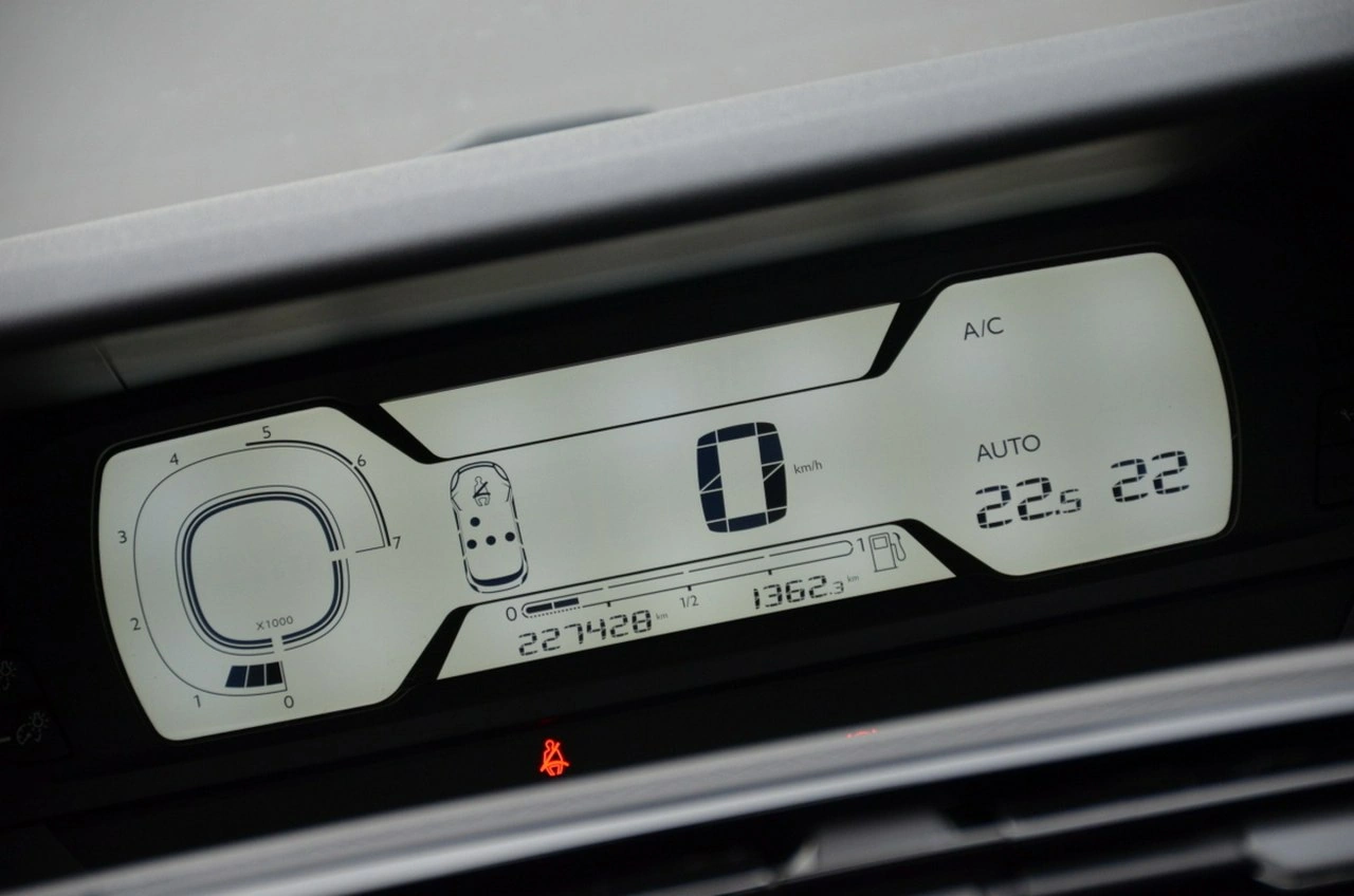 Citroën C4 Picasso - Zdjęcie 27