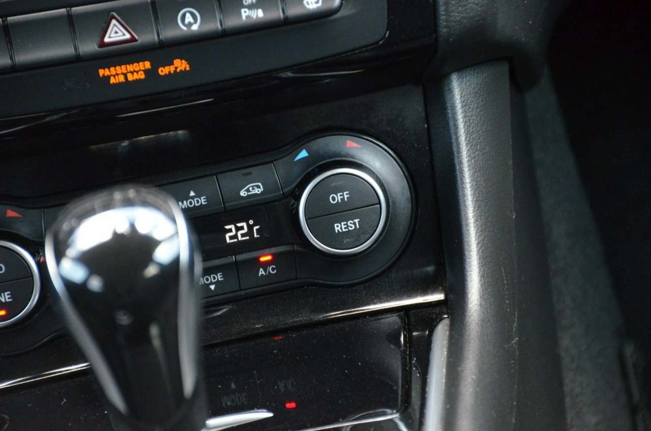 Infiniti Q30 - Zdjęcie 20