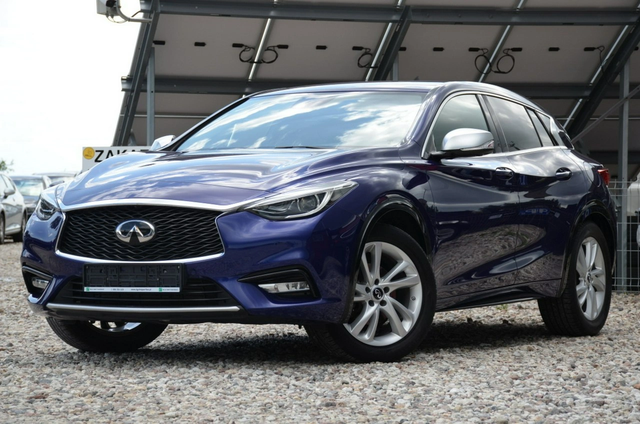 Infiniti Q30 - Zdjęcie 25