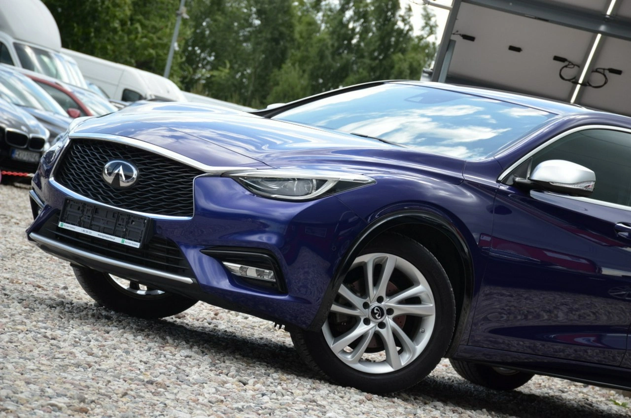Infiniti Q30 - Zdjęcie 27