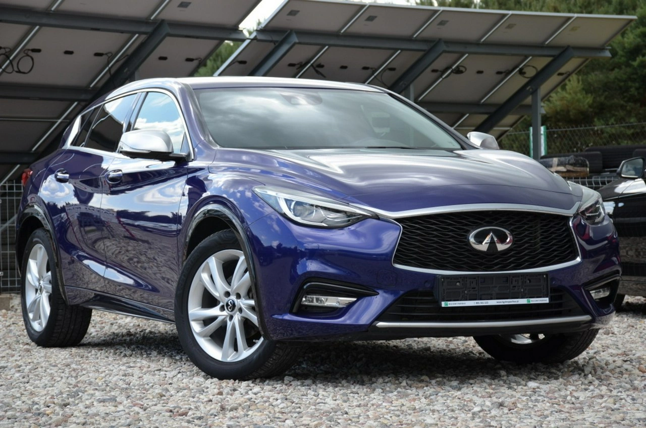 Infiniti Q30 - Zdjęcie 30