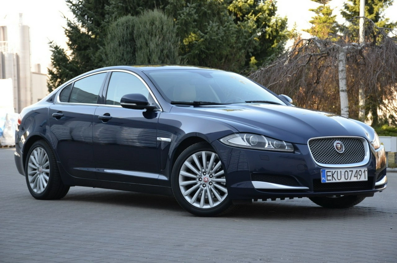 Jaguar XF - Zdjęcie 9
