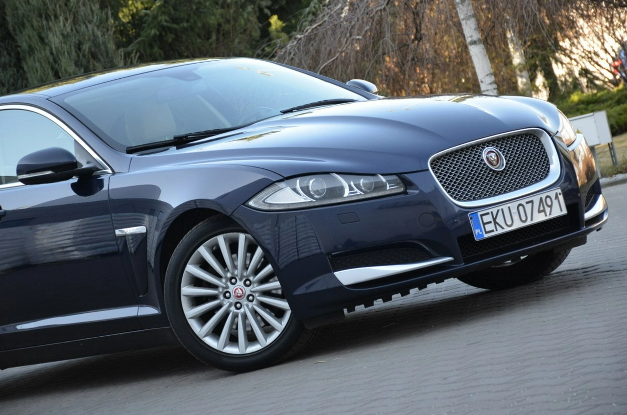 Jaguar XF - Zdjęcie 10