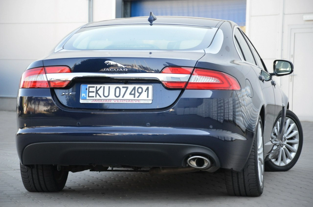 Jaguar XF - Zdjęcie 19