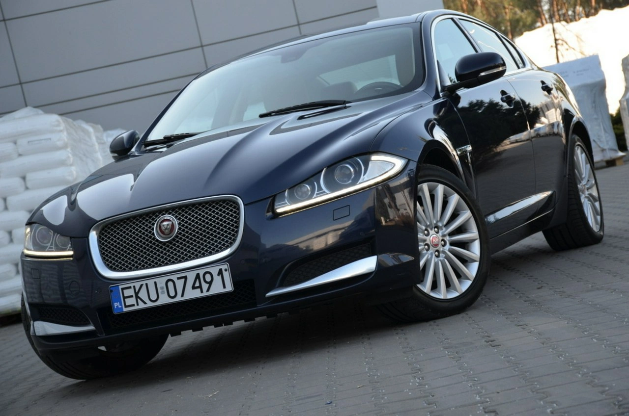 Jaguar XF - Zdjęcie 23